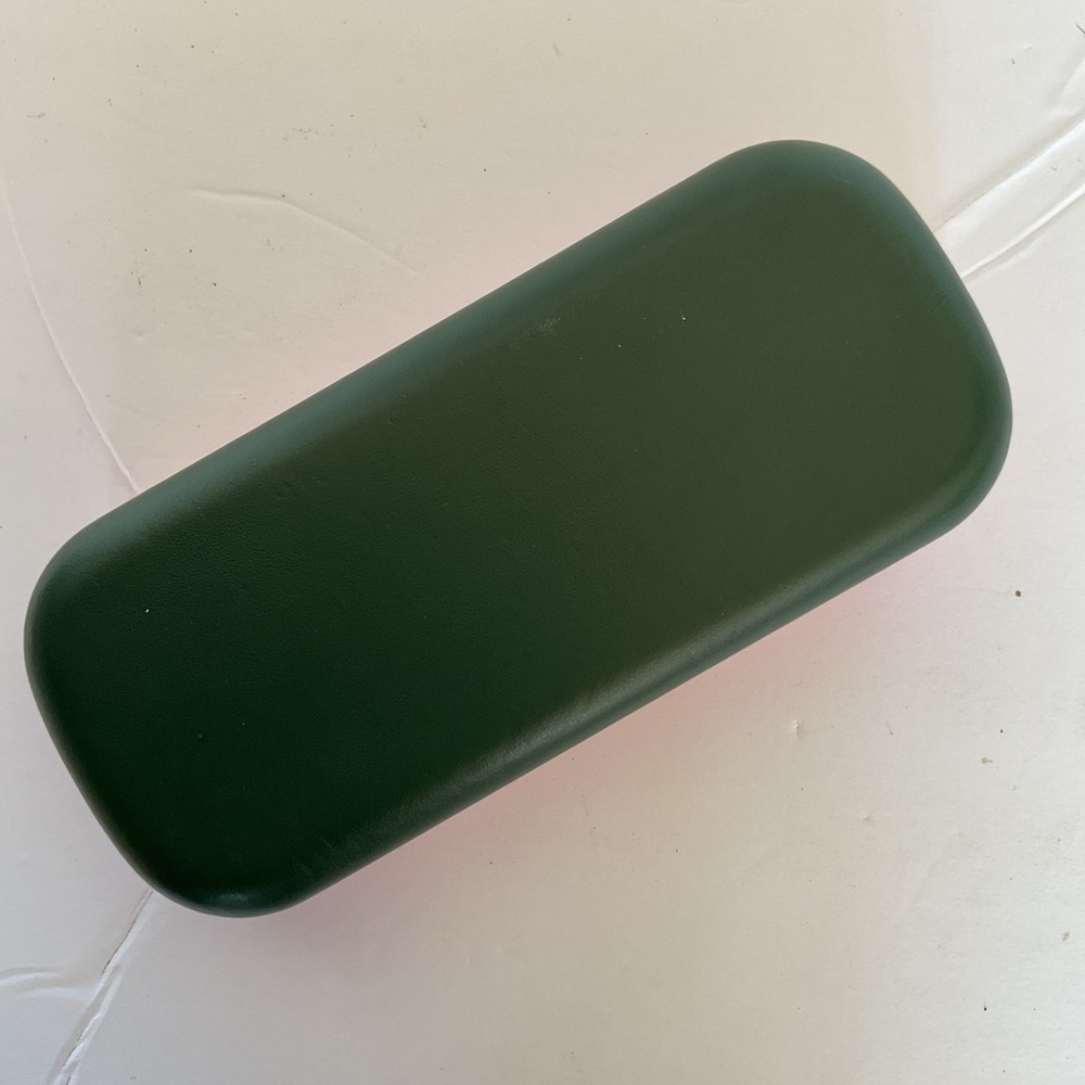 Kate Spade hardshell glasses case - Picture 2 of 14